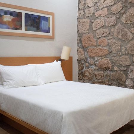 Holiday Inn Express Morelia Centro Historico מראה חיצוני תמונה