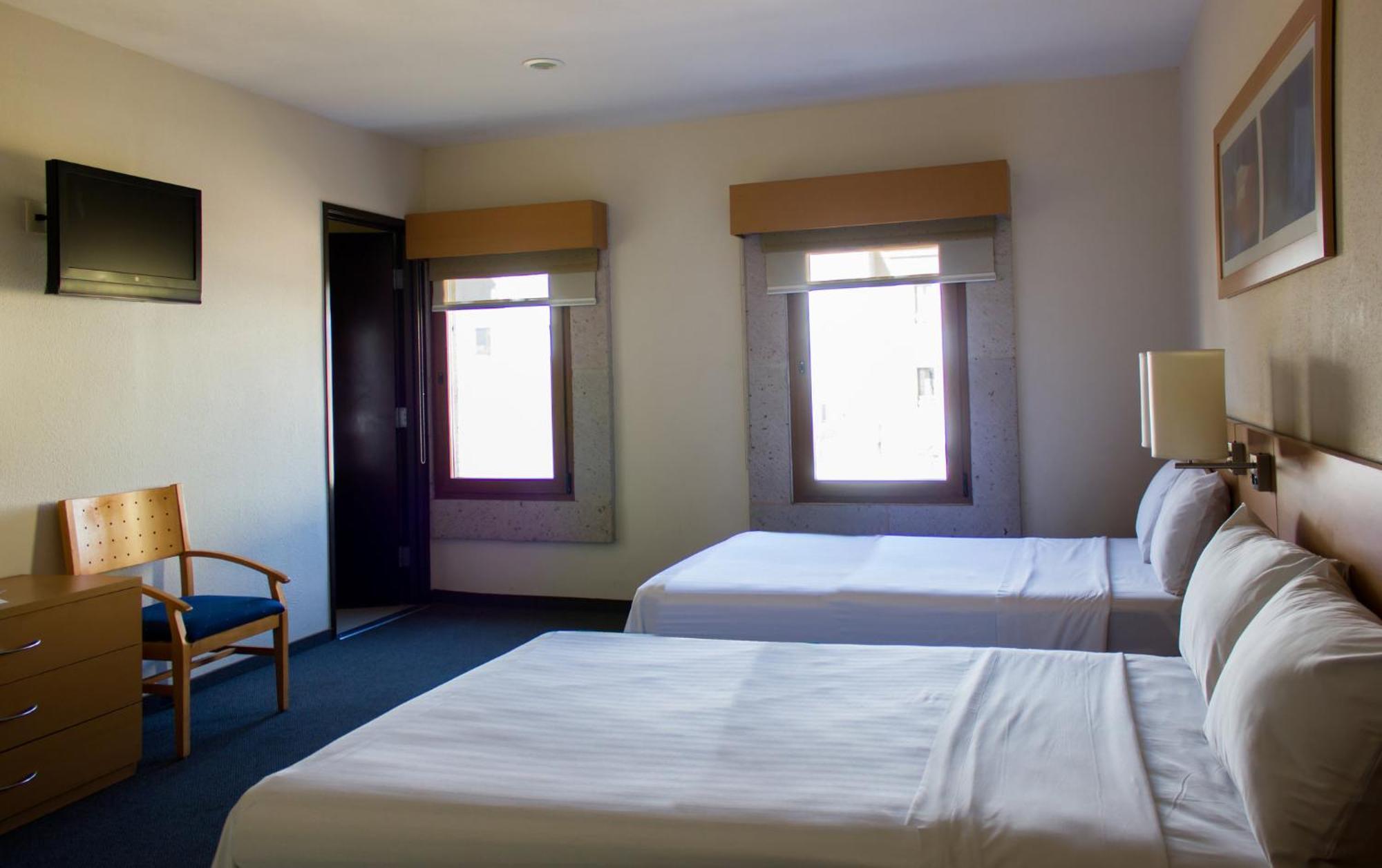 Holiday Inn Express Morelia Centro Historico מראה חיצוני תמונה